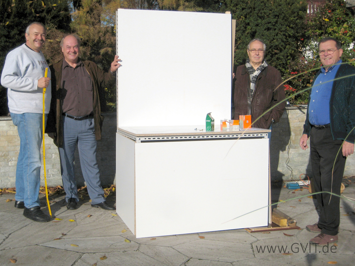 2009_vorstand-besichtigt-muster-.jpg